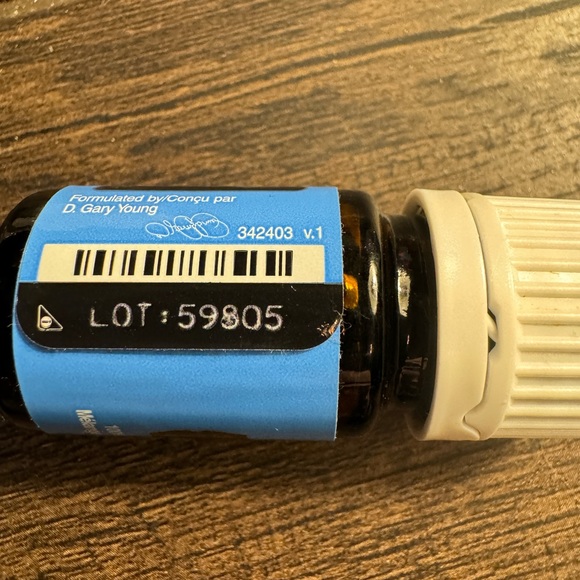 Young Living Surrender Essential Oil Blend 5ml - Picture 2 of 2